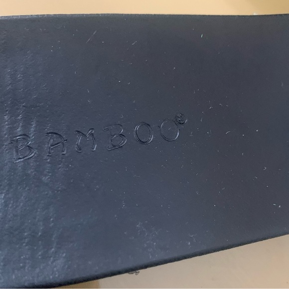 Bamboo FullMoon White Faux Fur Slip on Flat Slide Shoes or Slipper. Size 7 - Picture 5 of 5